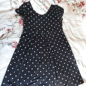 Old Navy polka dot maternity dress - sz Large